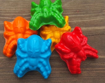 Spider Crayons set of 10 - Spider Party Favors - Spider Birthday Party - Spider Party - Spider Birthday - Shaped Crayons - Spider Gifts