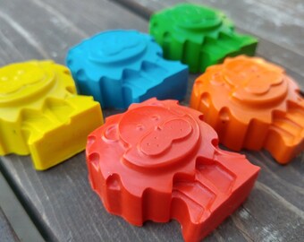 Lion Crayons set of 20 - Lion Party Favors - Lion Party - Zoo Party - Zoo Crayons - Zoo Party Favors - Kids Party Favors - Kids Gifts