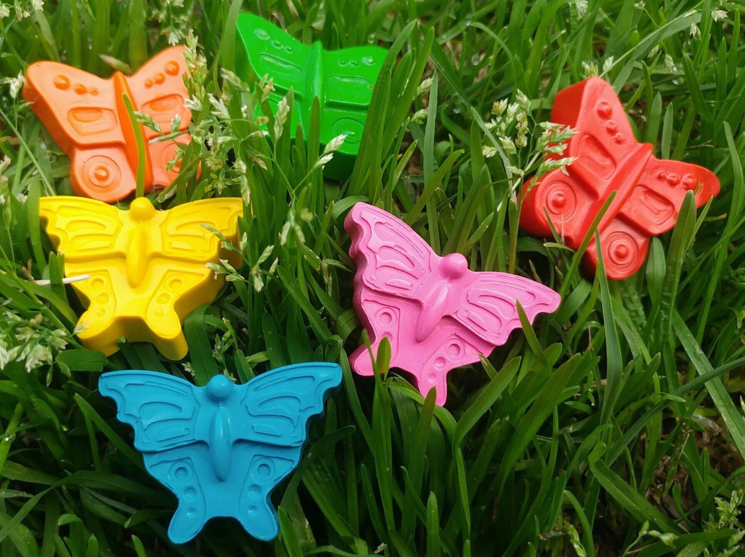 Butterflies Personalized Kids Crayons. Pack 1 or 2. Party favors.Kids –  Kids Party Gifts