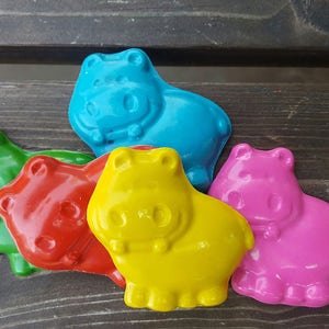 Hippo Crayons set of 50 Hippo Party Favors Hippo Birthday Hippo Party Hippo Crayons Shaped Crayons Classroom Favors Gifts image 3