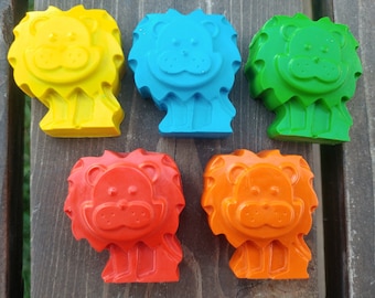 Lion Crayons set of 10 - Lion Party Favors - Lion Party - Zoo Party - Zoo Crayons - Zoo Party Favors - Kids Party Favors - Kids Gifts