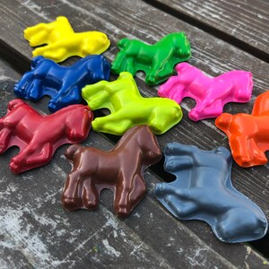 Horse Crayons set of 10 Horse Party Favors Horse Birthday Party Favors Horse Party Shaped Crayons Horses Crayons Horse Gifts afbeelding 3