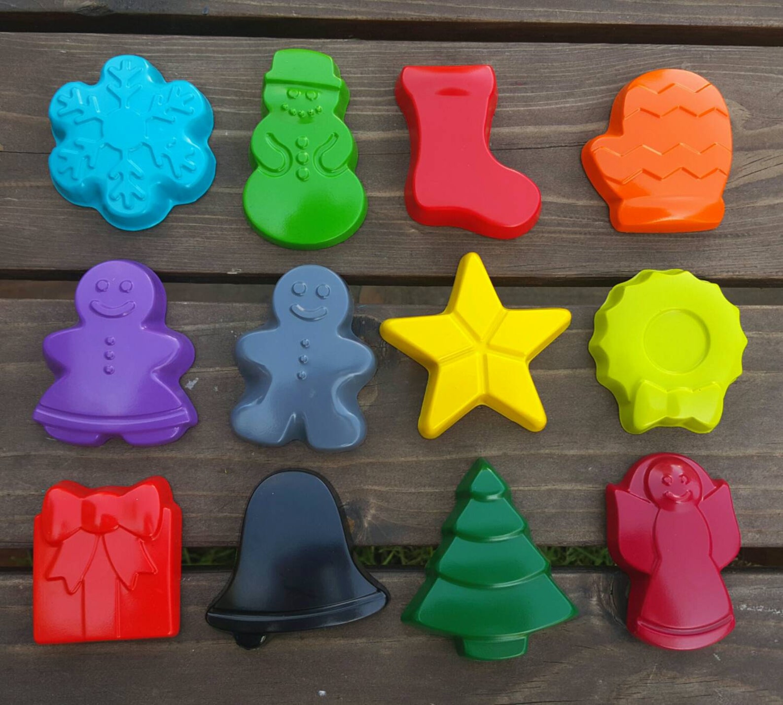 Christmas Crayons Set of 12 Christmas Crayons Stocking Etsy