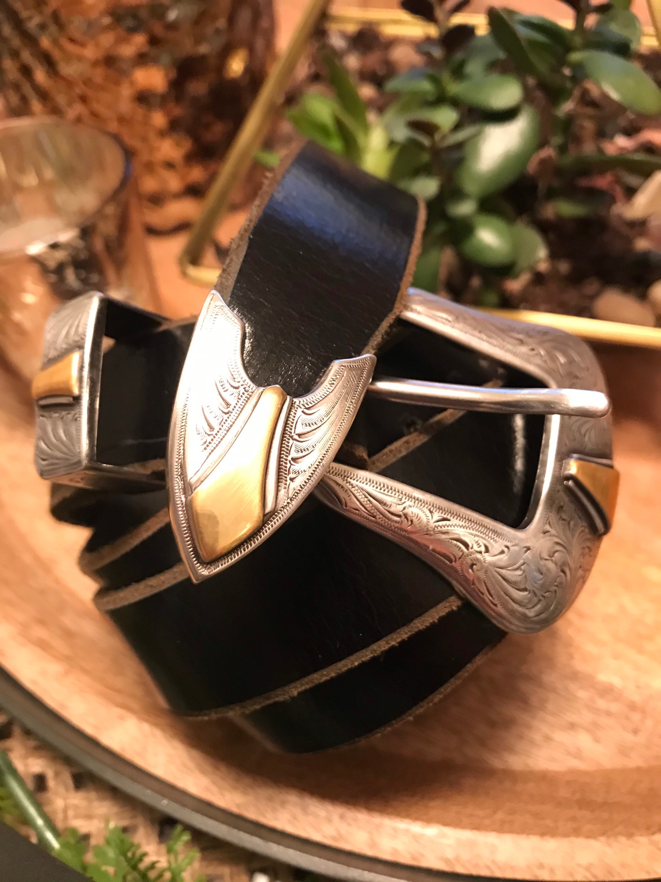 Vintage Buffalo Leather Belt: Western Brass & Silver Buckle  display picture 1
