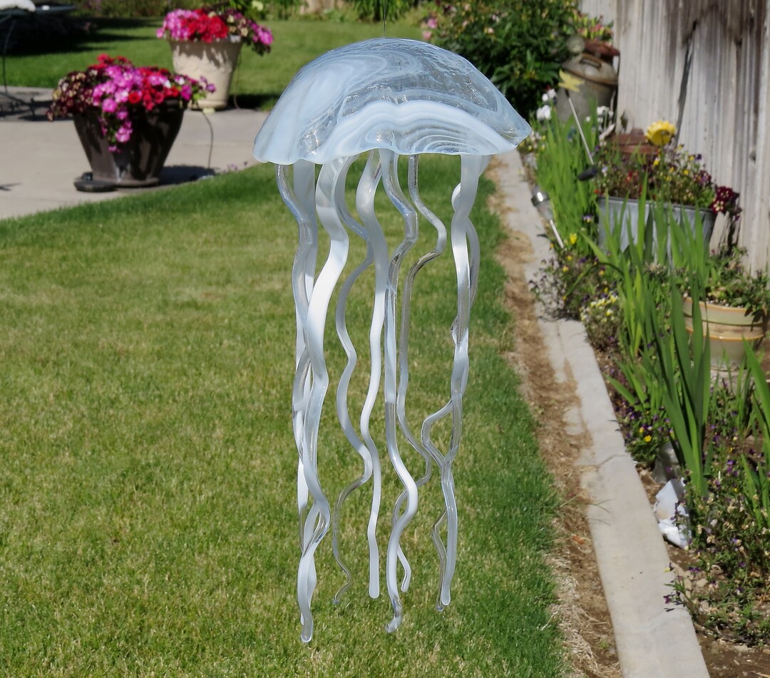 This Amazing Jellyfish Wind Chime Will Be the Center of Etsy