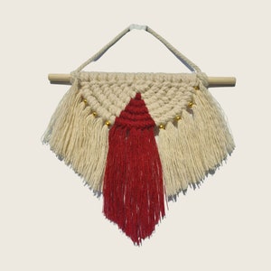 MACRAME WALL HANGING // Home Decor // Boho art // Handmade