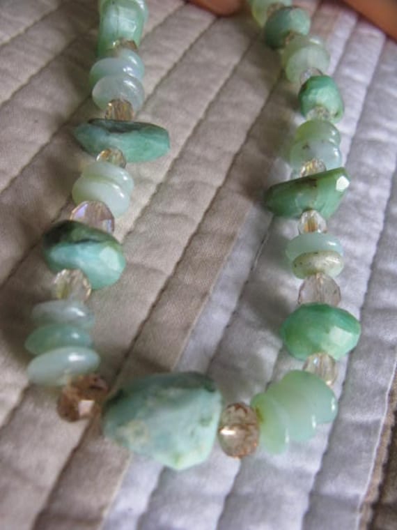 Peruvian Opal mixed cut 20" to 22" necklace.