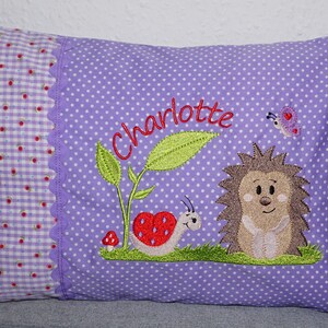 Personalized pillow, kindergarten, birth gift, pillow with name, name pillow hedgehog and snail & child's name 25 x 35 cm lila Punkte