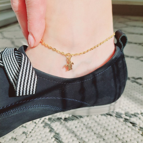 Gold Turtle Anklet | Sea Turtle Bracelet | Beach Ankle Bracelet | Turtle Lover Gift | Spiritual Bracelet