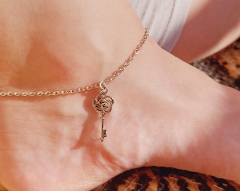 Silver Key Ankle Bracelet | Minimalist Jewelry | Cute Key Charm Anklet | Unlock Your Style | Thoughtful Gift for Her
