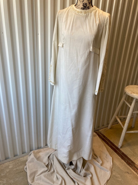 Silk Wedding Gown Late 1960s Handmade - image 3