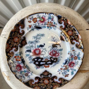 Flow Blue Borneo by Ridgway and Abington Dinner Plate or Dinner Soup Bowl