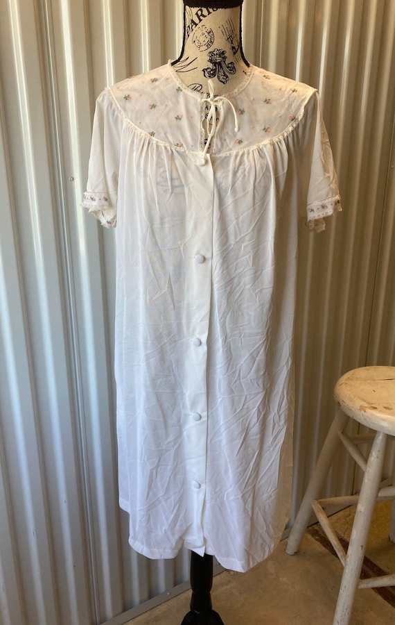 1970s Button-front Sheer Robe