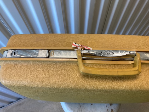 1960s Samsonite Suitcase - image 3