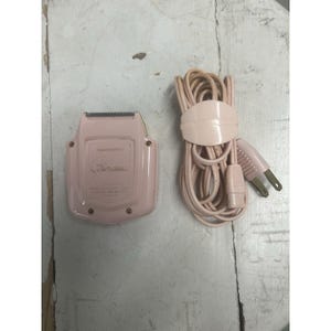 Vintage Remington Princess Pink Electric Shaver - works! image 3