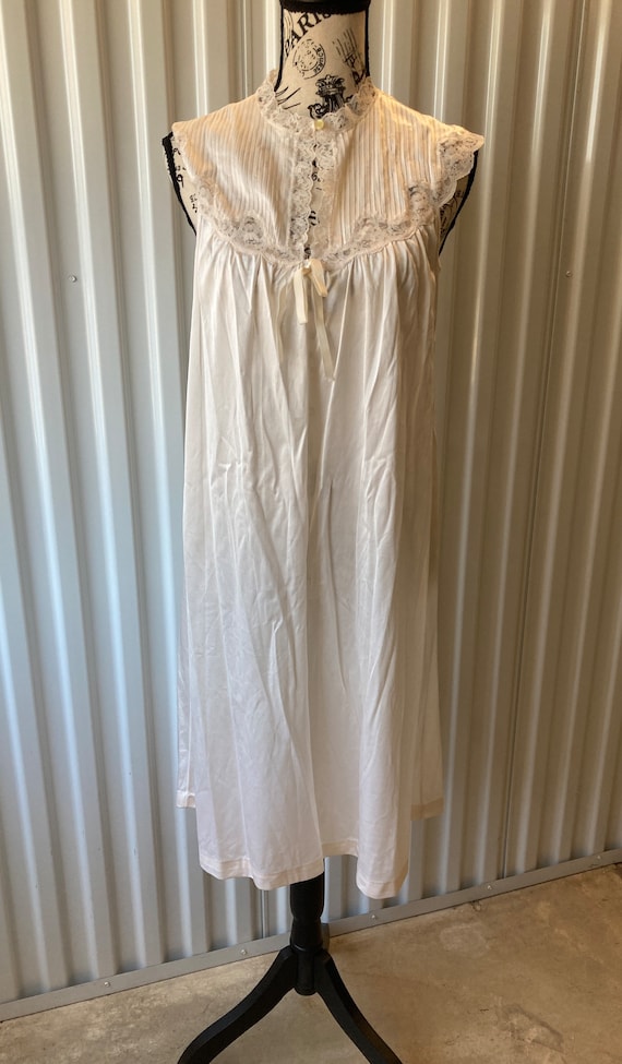 Honeymoon Nightgown from JcPenney 1970s Gem