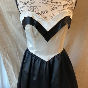 Gunne Sax 1980s Strapless Black and White Dress image 1