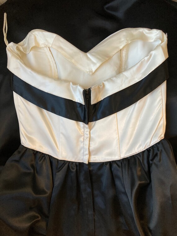 Gunne Sax 1980s Strapless Black and White Dress - image 4