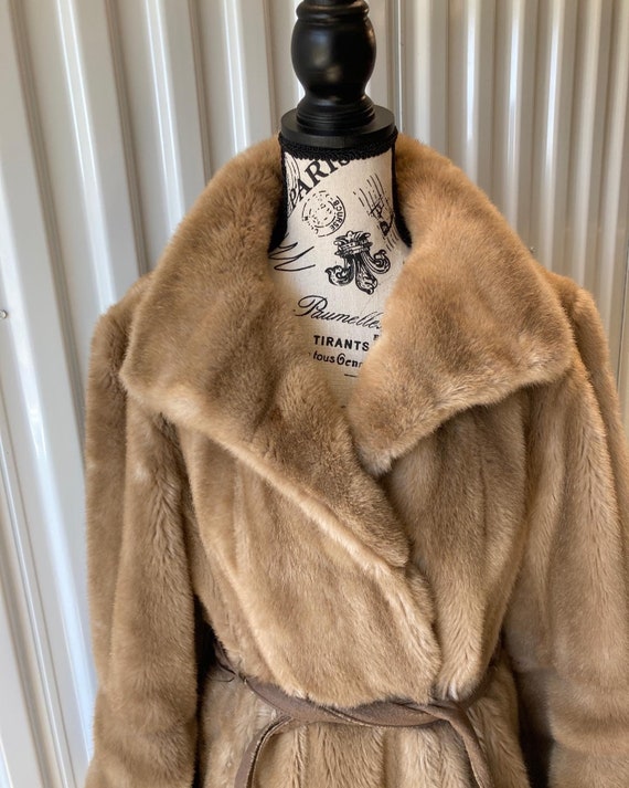 1970s Faux Fur Winter Coat - image 2