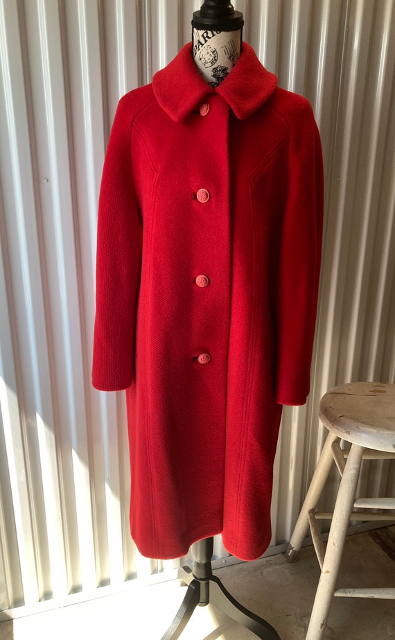 Red Winter Coat 1970s/early 1980s Vintage Fashion