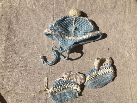 Crocheted Baby Winter Hat and Booties Late 1950s/… - image 3