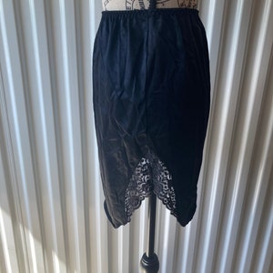 Vanity Fair Half/Mini Slip 1960s