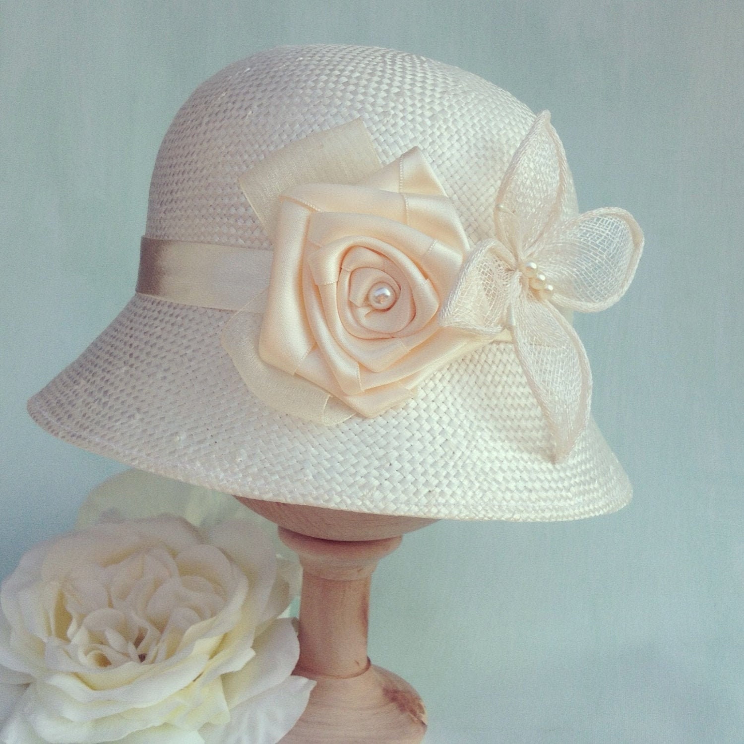 Little girl white Woven Hat Flower girl Wedding Hat Flower Girl Bridal Hat Garden Tea Party Hat Vintage Straw Child Hat with Long Ribbon