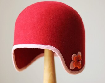 Girls pilot hat with ears, little girls hats, red kids cap with flaps, berets for children, girls tea party