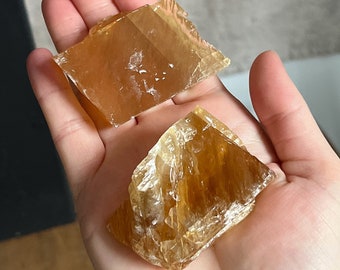 Honey Calcite Chunk - Yellow Calcite Crystals - Golden Calcite Rhombohedron - Rare Crystals - Optical Calcite