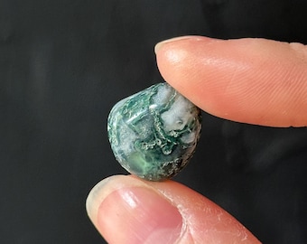 Moss Agate Tumbled Stone, Tumbled Moss Agate, Polished Moss Agate Crystal, Tumbled Healing Crystals, Mini Stones, Green Witch