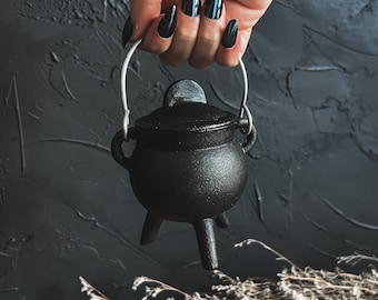 Black Cauldron - Black Cast Iron Cauldron - Ritual Tools - Witchy Decor - Halloween Altar - Incense Holder  - Divination Tools