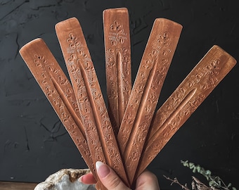 Wood Incense Holder - Witchy Decor - Altar Decor - Ritual Tools - Sacred Space - Meditation Tools - Divination Tools