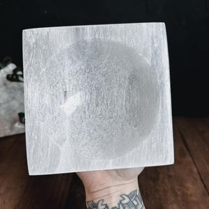 Selenite Cleansing Square Bowl 5.5 inches - Charing Bowl - Witchy Decor - Ring Dish - Healing Crystals -Energy Cleansing Offering Dish
