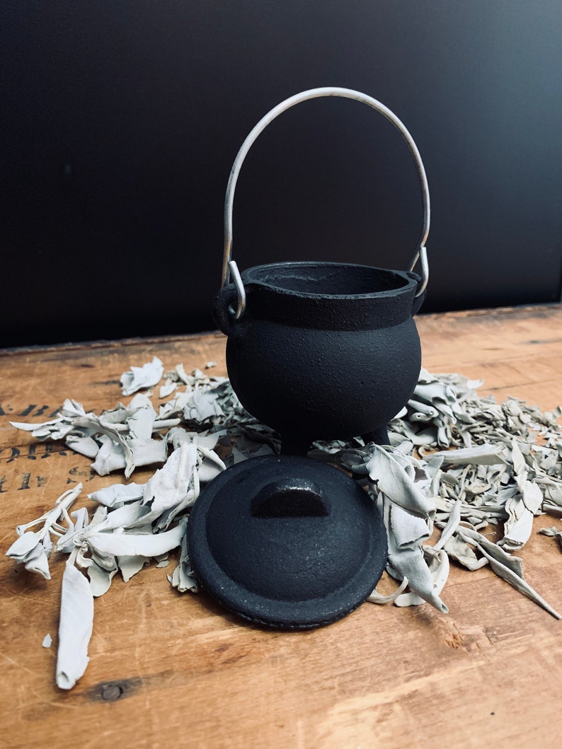 Black Cauldron Black Cast Iron Cauldron Ritual Tools Etsy Canada