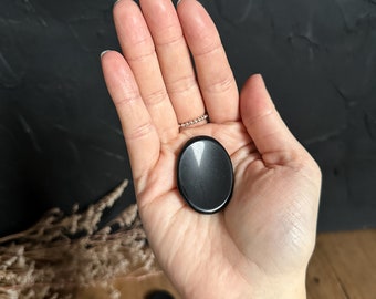 Black Agate Worry Stones - Thumb Meditation Gemstones - Stress Relief Healing Crystals - Grounding Stone