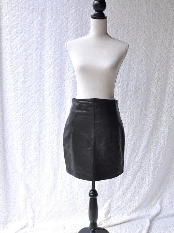 80s Black Leather Mini Skirt 1980s High Rise Skirt. 80s | Etsy