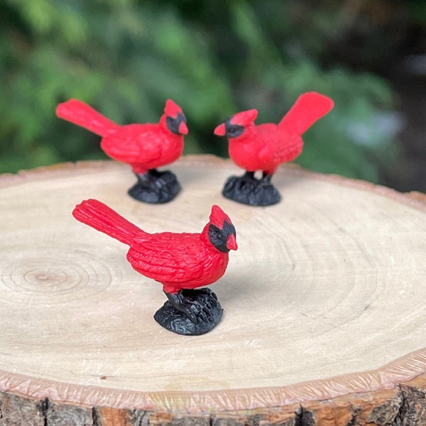 Miniature Cardinal, Fairy Garden Accessory, terrarium mini, miniature cardinals, miniature birds, diorama, bird figurine, craft supplies