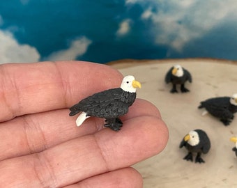 Miniature Bald Eagle, Tiny Bald Eagle Figurine, 4th of July little terrarium supply, micro mini bird, small figure, fairy garden accessory