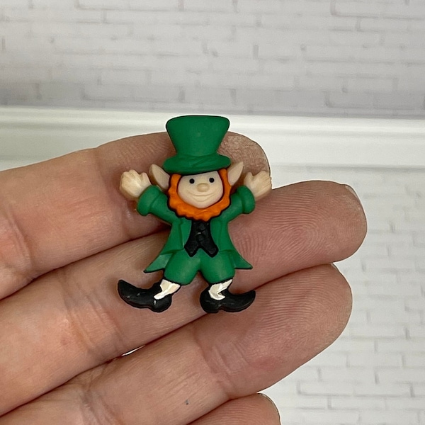 St. Patrick Leprechaun Buttons Shank Flat Back Saint Patrick's Day Embellishments, Craft Supplies, cupcake topper, Diorama Scrapbook Supply