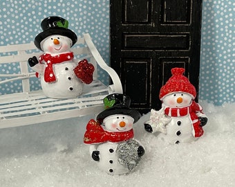 Mini Snowman Figurines 10pcs Tiny Christmas Figurines Mini