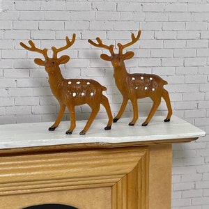 Miniature Deer Reindeer, plastic deer figurines, Christmas miniatures, craft supply, miniature figures, diorama, terrarium, tiered display