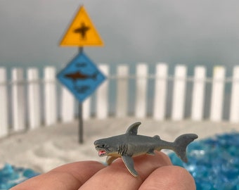 Miniature Great White Shark, Tiny Animals,  Beach Garden supplies, terrarium, soft plastic figurine, diorama, sea animals, small tiny micro
