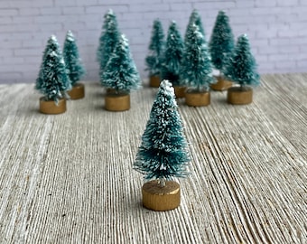 Miniature Christmas tree 1.5 inch, accessory for fairy garden, craft supply, Christmas minis, miniature sisal bottle brush tree, tiny trees