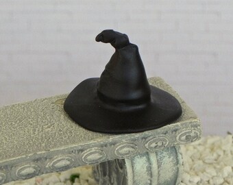 Dollhouse Miniature Artisan Witches Hat with Burgandy Sparkle Bow