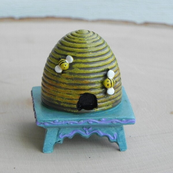 Fairy Garden Beehive, Bee Skep, Bee Hive on stand, miniatures, mini fairy garden accessories, Gift for Bee Keeper, Beehive, tiered tray mini