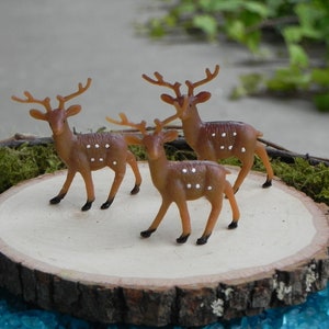 Miniature Deer Reindeer, plastic deer figurines, Christmas miniatures, craft supply, miniature figures, diorama, terrarium, tiered display