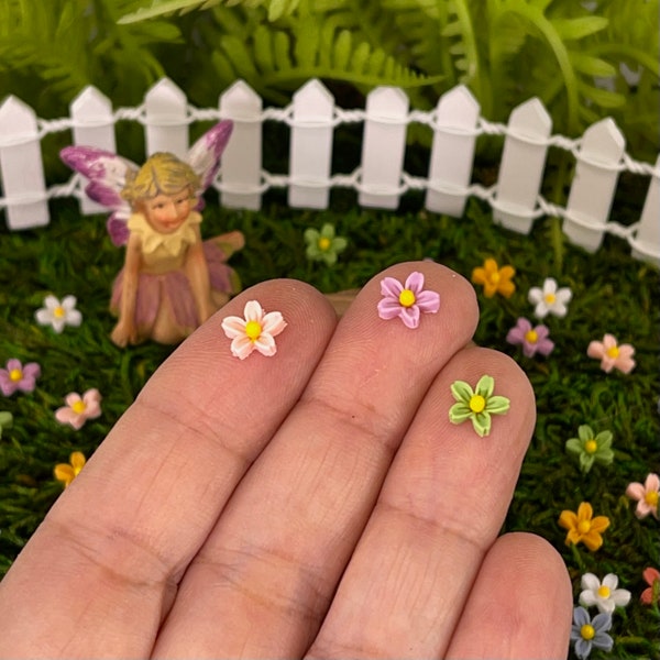 Micro Mini Flowers Flat Back Cabochon, 8mm Tiny Daisy Blooms flower, Miniature Fairy for Fairy Garden craft supplies, miniature flower craft