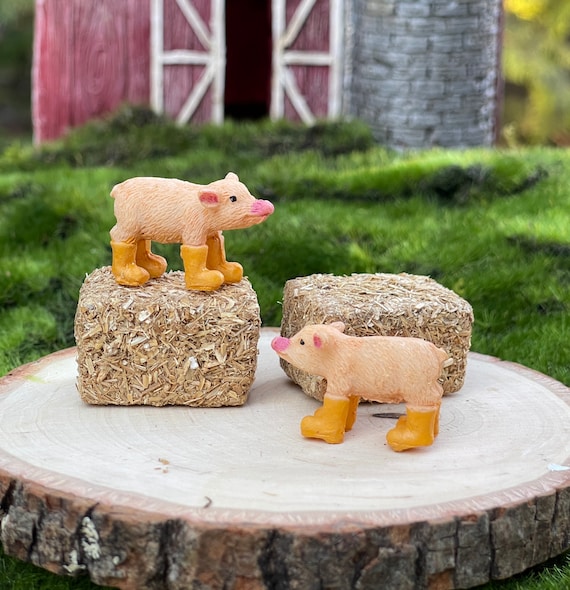 Cute Resin Money Lucky Pig Figurine Statue DIY Miniature Garden