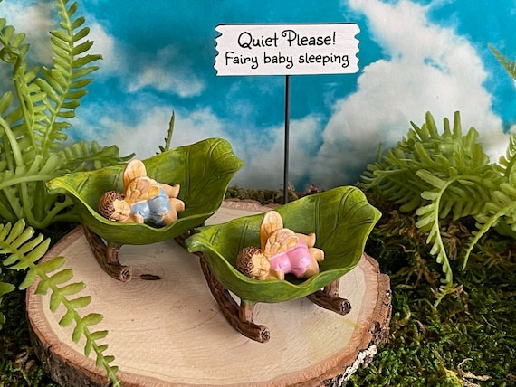 Tredje familie tilbagemeldinger Miniature Cradle Fairy Baby Fairy Garden Accessories - Etsy