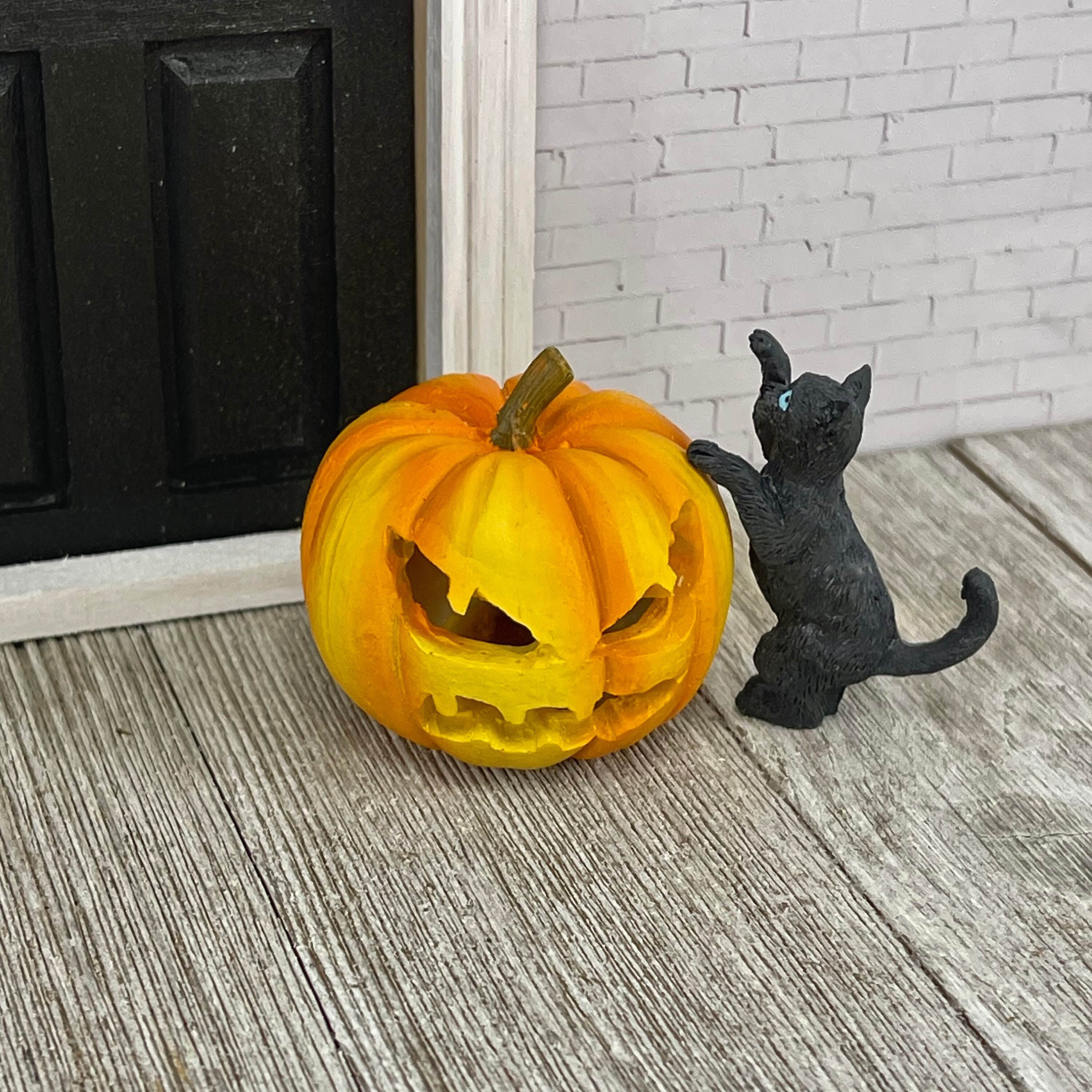 Miniature Carved Pumpkin Jack O Lantern, Miniature Black Cat, Halloween Miniatures, Dollhouse Porch Accessories, Fairy Garden Minis